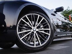 BMW 5 530Li Version M - ფოტო 4