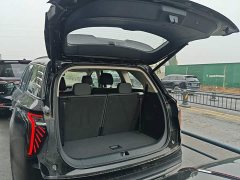 FAW HS7 PHEV 2.0T PHEV AWD Edition 6 - ფოტო 19