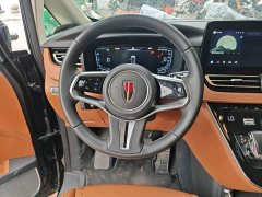 FAW HQ9 PHEV 2.0T AWDBusiness Edition - ფოტო 11