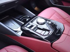 BMW i5 eDrive 35L M - ფოტო 12