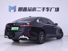 BMW i5 eDrive 35L M - ფოტო 7
