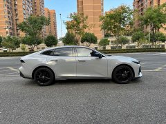 Changan UNI-V 1.5T Premium Version - ფოტო 11