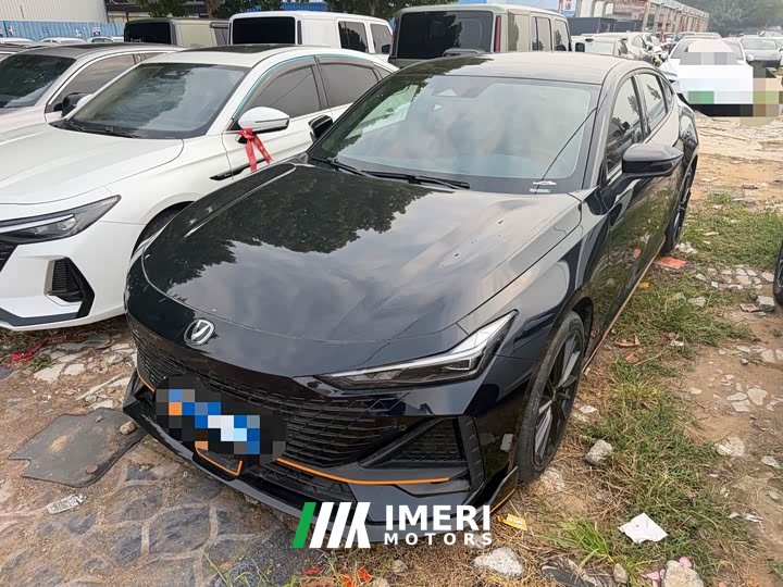 Changan UNI-V 1.5T Edition - ავტომობილი ჩინეთიდან