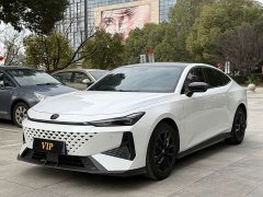 Changan UNI-V 1.5T Premium Version - ფოტო 1