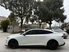 Changan UNI-V 1.5T Premium Version - ფოტო 2