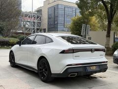Changan UNI-V 1.5T Premium Version - ფოტო 3