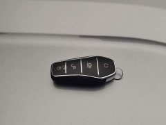 BYD DM-i 121KM Deluxe Version - ფოტო 19