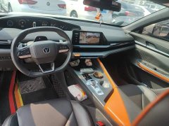 Changan UNI-V 1.5T Premium Version - ფოტო 12