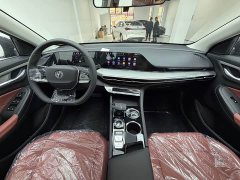 Changan PLUS NE 1.4T GDI DCT Edition - ფოტო 12