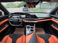 Changan UNI-V 1.5T Edition - ფოტო 7