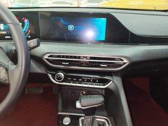Changan PLUS NE 1.4T GDI DCTPremium Version - ფოტო 13