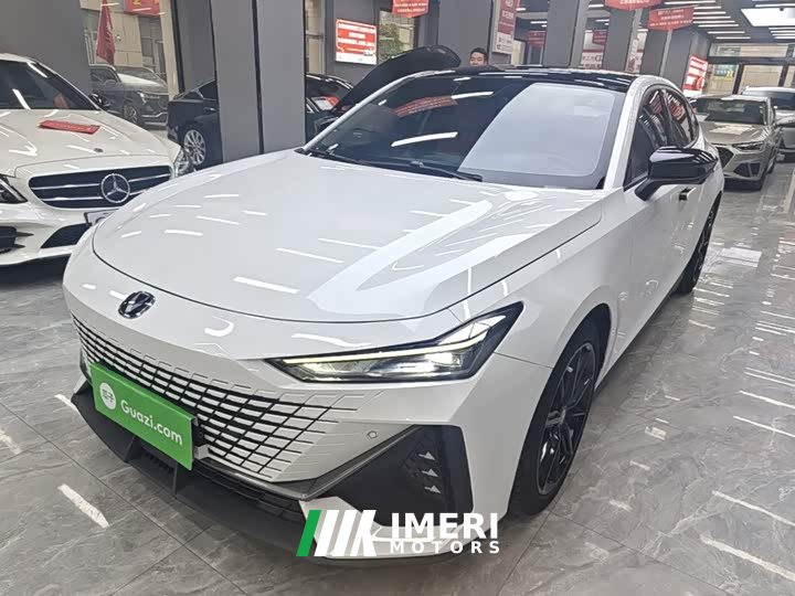 Changan UNI-V 1.5T Premium Version - ავტომობილი ჩინეთიდან