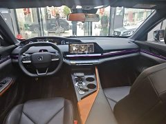 Changan UNI-V 1.5T Premium Version - ფოტო 10