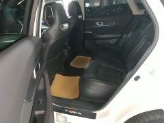 Changan UNI-K iDD 130km 1.5T Premium Version - ფოტო 17