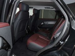 Land Rover 400PS Dynamic SE - ფოტო 12