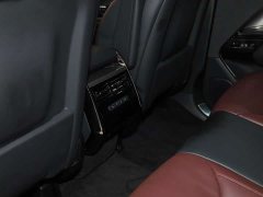 Land Rover 400PS Dynamic SE - ფოტო 15