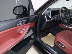 BMW X5 xDrive 30Li Deluxe VersionM - ფოტო 11