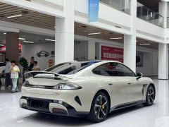 Xiaomi SU7 AWDUltra Long RangeSmart DriveMax Edition - ფოტო 5