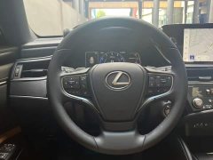 Lexus ES 200 Edition - ფოტო 14