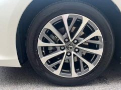 Lexus ES 200 Edition - ფოტო 8