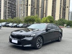 BMW 5 530Li Deluxe Version M - ფოტო 1
