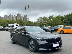 BMW 5 530Li Deluxe Version M - ფოტო 4