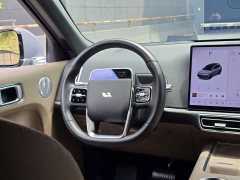 Li Auto L8 Max Edition - ფოტო 11