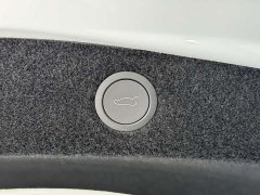 Tesla Model 3 Long Range Edition - ფოტო 14