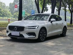 Volvo S60PHEV T8 AWDLong RangeLuxury Edition - photo 1