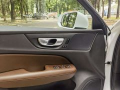 Volvo S60PHEV T8 AWDLong RangeLuxury Edition - photo 15