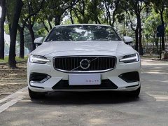 Volvo S60PHEV T8 AWDLong RangeLuxury Edition - photo 2