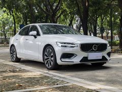 Volvo S60PHEV T8 AWDLong RangeLuxury Edition - photo 3