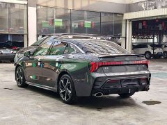 Lynk & Co 03 1.5TD DCTPro - ფოტო 13