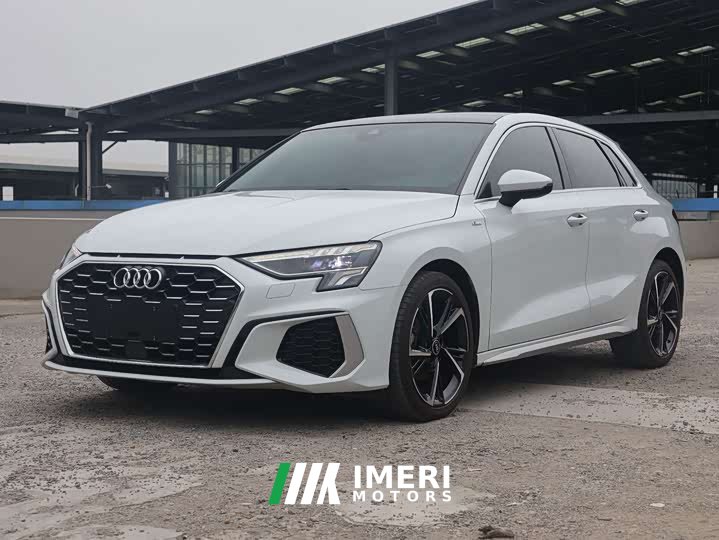 Audi A3 Sportback 35 TFSI Fashion Version - ავტომობილი ჩინეთიდან
