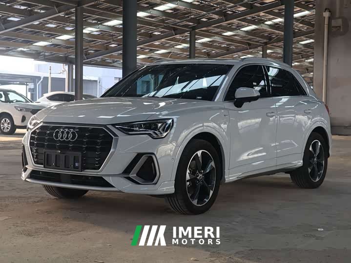 Audi Q3 35 TFSI Fashion Version(1.4T) - ავტომობილი ჩინეთიდან