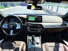 BMW 5 530Li Version M - ფოტო 6