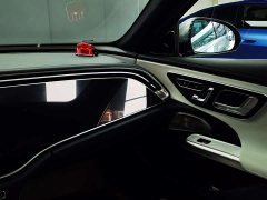 Mercedes-Benz E 300 L Premium Version - ფოტო 11
