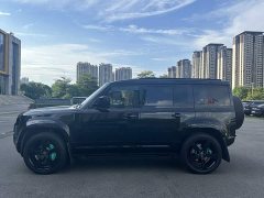 Land Rover 110 P400 X-DYNAMIC HSE - ფოტო 4
