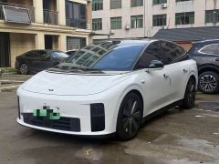 Li Auto i6 AWD Edition - ფოტო 1