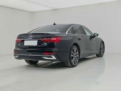 Audi A6L 55 TFSI quattro Deluxe Version - ფოტო 5