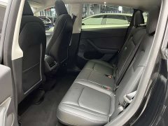 Tesla Model Y Standard Range Edition - ფოტო 11