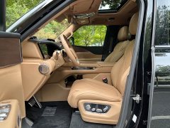 Yangwang U8 L Edition - ფოტო 8
