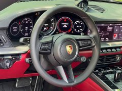 Porsche 911 Targa 4S 3.0T - ფოტო 17
