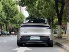 Tesla Model Y L Long Range Edition - ფოტო 4