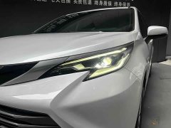 BMW SIENNA 2.5LPHEV Luxury Edition - ფოტო 2