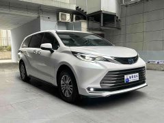 BMW SIENNA 2.5LPHEV Luxury Edition - ფოტო 4