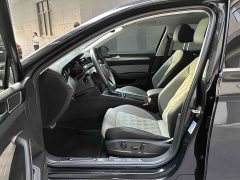 Volkswagen 200Anniversary Edition 330TSI DSG Version - ფოტო 17