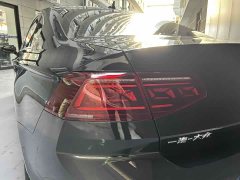 Volkswagen 200Anniversary Edition 330TSI DSG Version - ფოტო 8