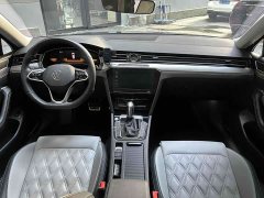 Volkswagen 200Anniversary Edition 330TSI DSG Version - ფოტო 9