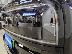 Zeekr 9X Hyper Edition 70kWh - ფოტო 13